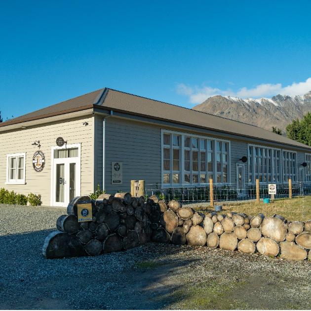 Listing gallery image